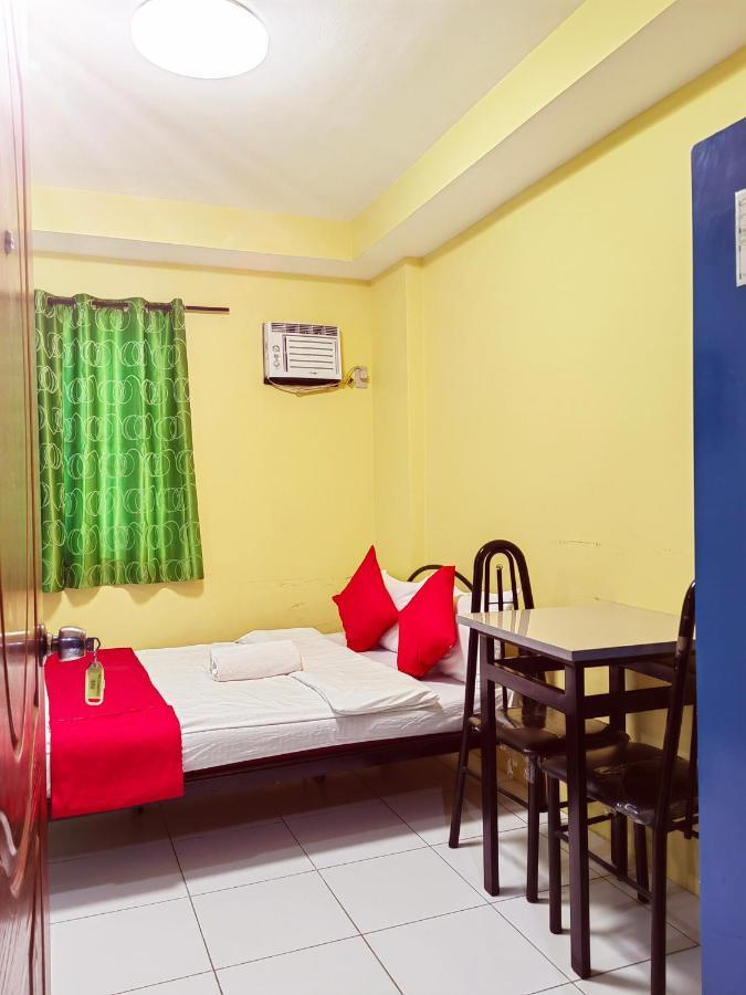 Yellowpad Hotel Davao City Dış mekan fotoğraf